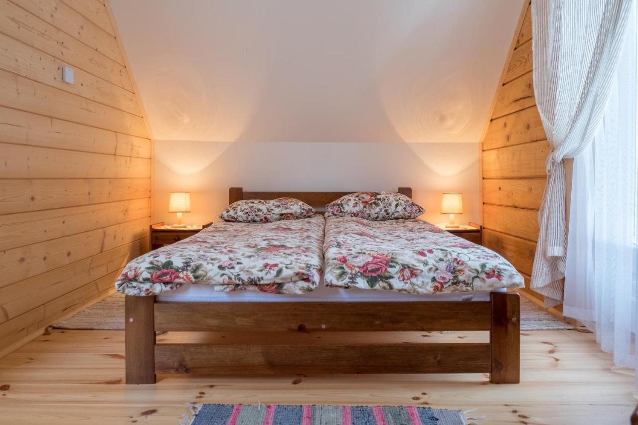 Miodowa Kolonia Bed & Breakfast เบียโวเวียชา ภายนอก รูปภาพ