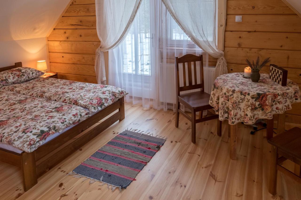 Miodowa Kolonia Bed & Breakfast เบียโวเวียชา ภายนอก รูปภาพ