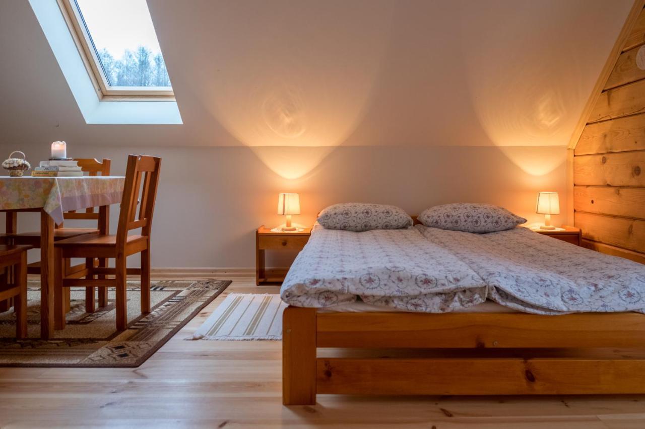 Miodowa Kolonia Bed & Breakfast เบียโวเวียชา ภายนอก รูปภาพ