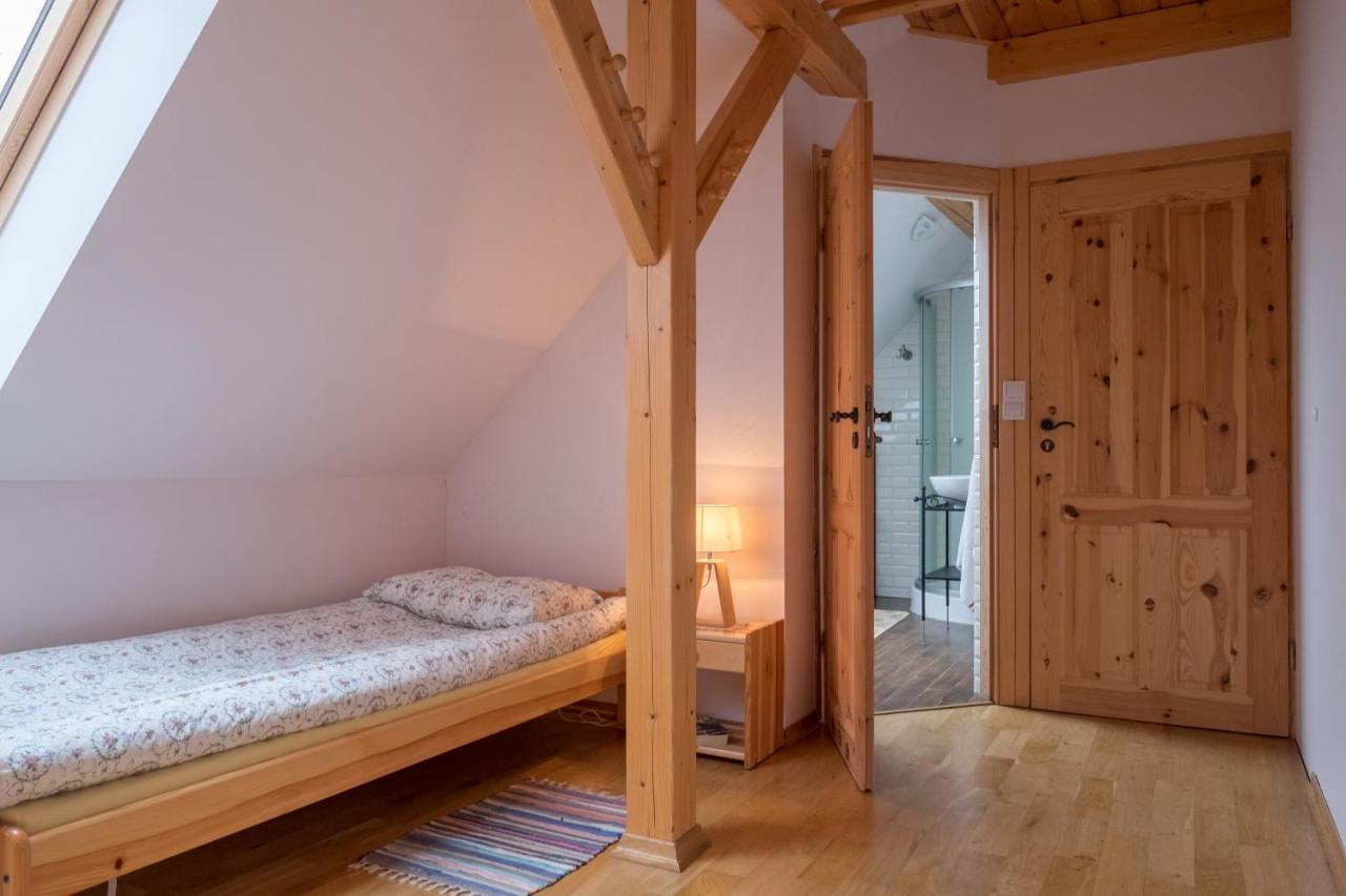Miodowa Kolonia Bed & Breakfast เบียโวเวียชา ภายนอก รูปภาพ